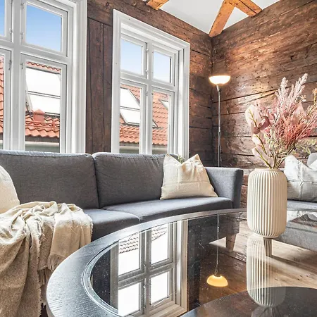 דירה Four-story House! Newly Renovated!